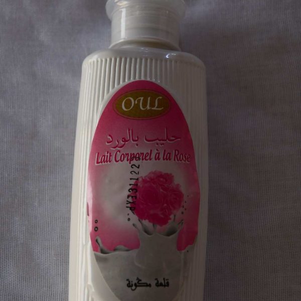 حليب بالورد